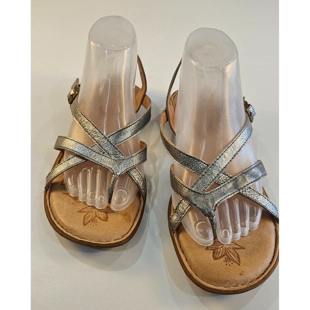 Womens 9 M Born Valmar Silver Leather Slingback Flats Thong Strappy Sandals
